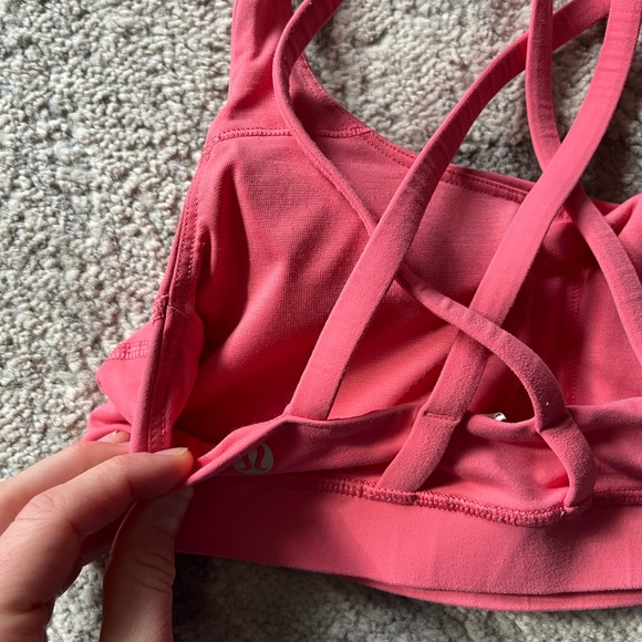 lulu pink sports bra - Picture 3 of 4